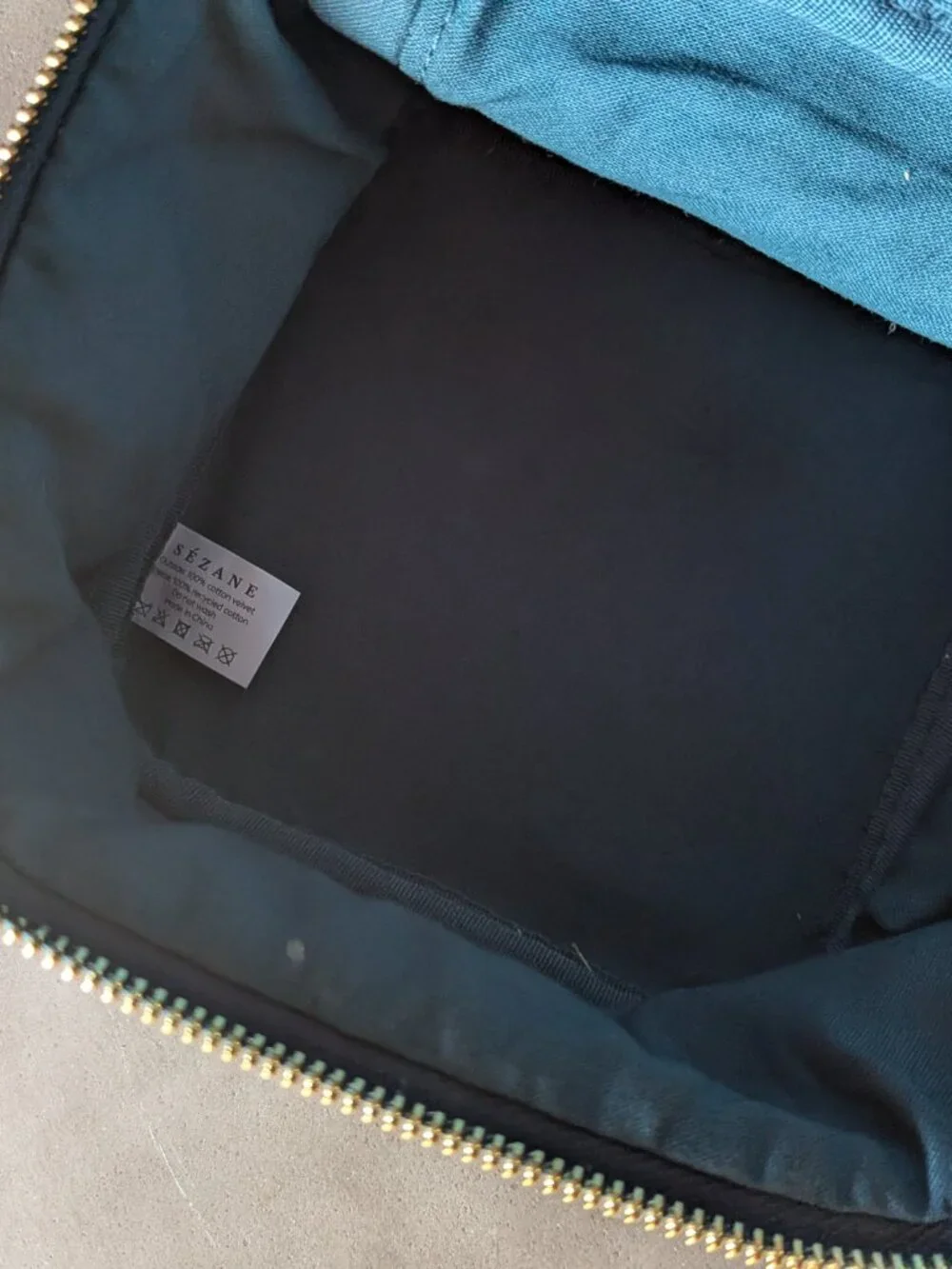 Sézane Travel Train Case / Makeup Bag - Velvet Blue